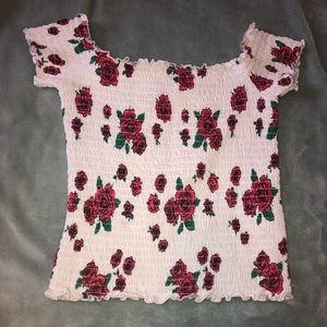 hollister rose crop top
